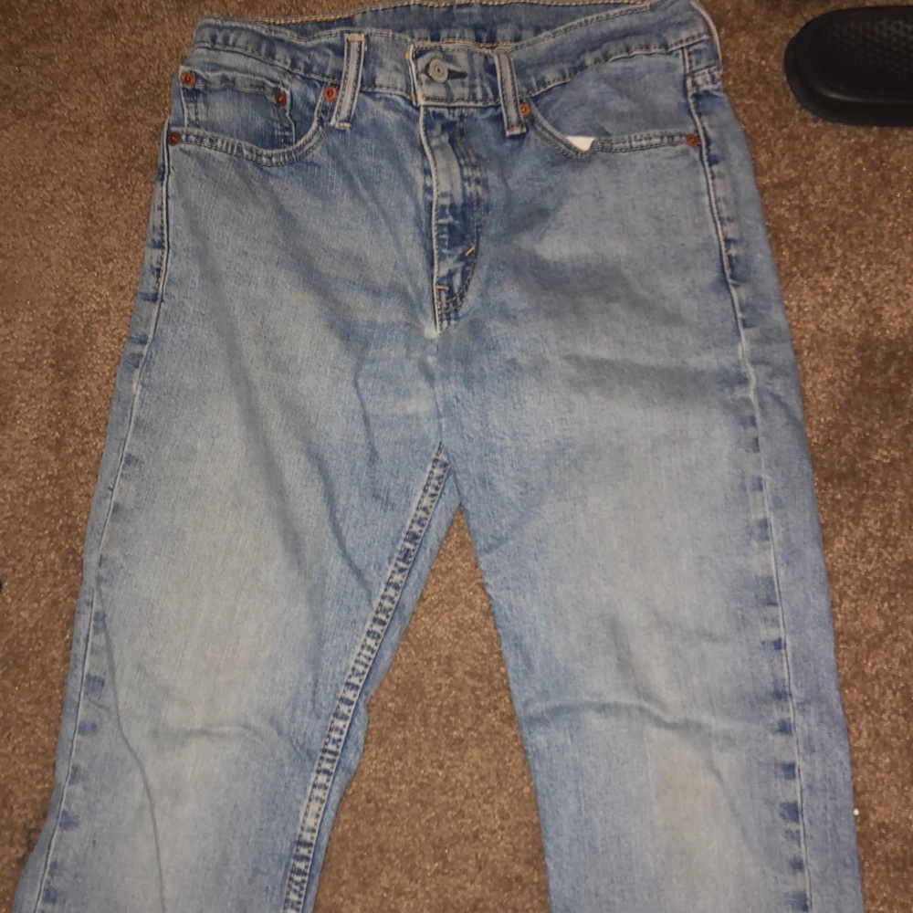 Size 29 Levi light wash Flat front jeans